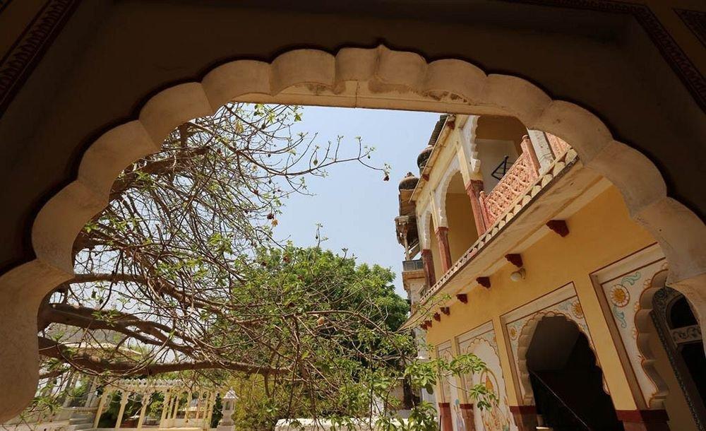 Bassi Fort Palace Chittorgarh Extérieur photo