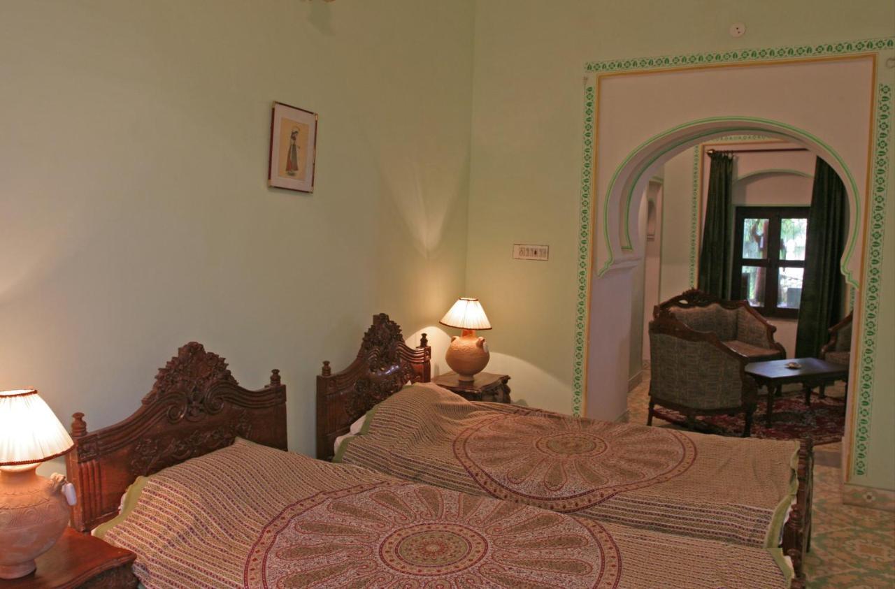Bassi Fort Palace Chittorgarh Extérieur photo