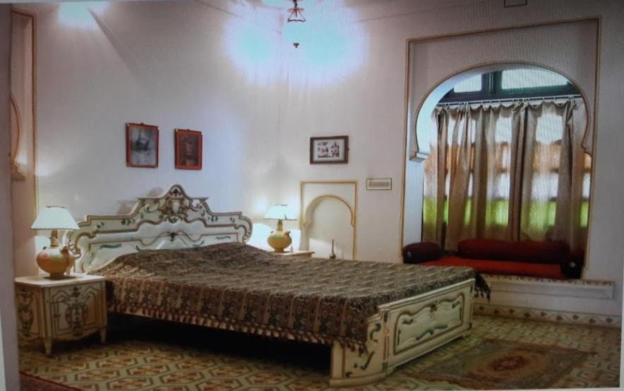 Bassi Fort Palace Chittorgarh Extérieur photo