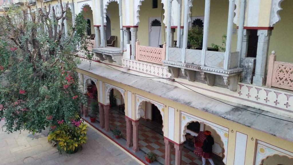 Bassi Fort Palace Chittorgarh Extérieur photo